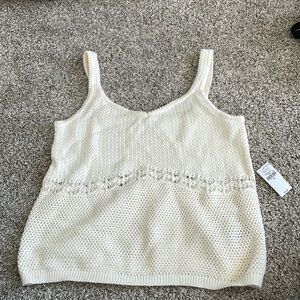 Old navy crochet top
Size medium
NWT